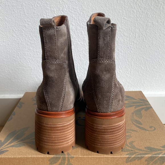 Sofft Jordie Waterproof Chelsea Boot- new in box! - Picture 3 of 6